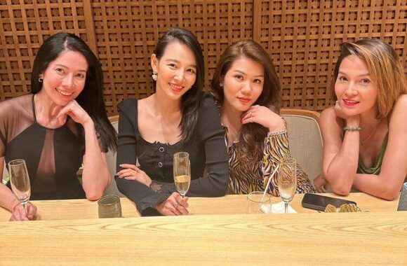 Filipino Dating Online: Meet the Sweetest Women from the Philippines
