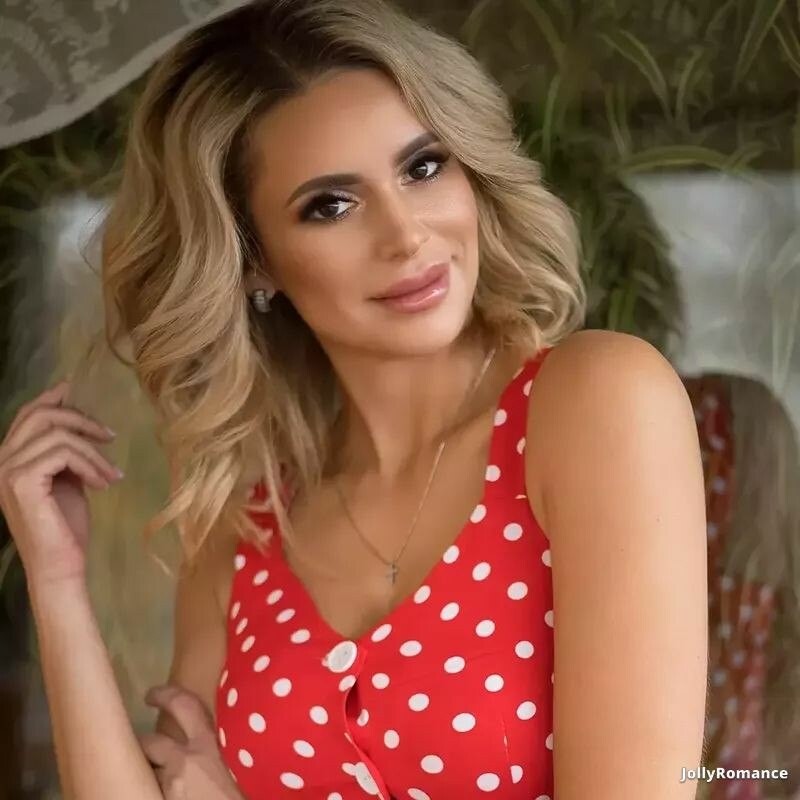 Anastasiya, 38