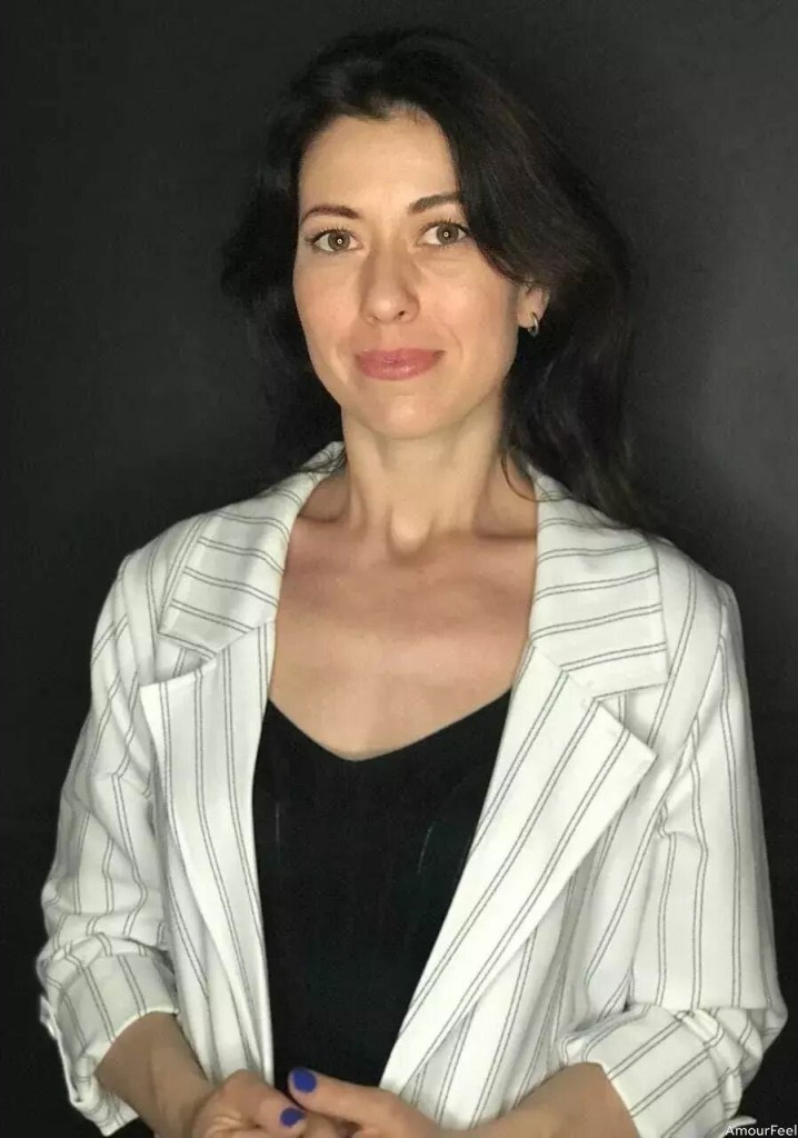 Vladyslava, 38