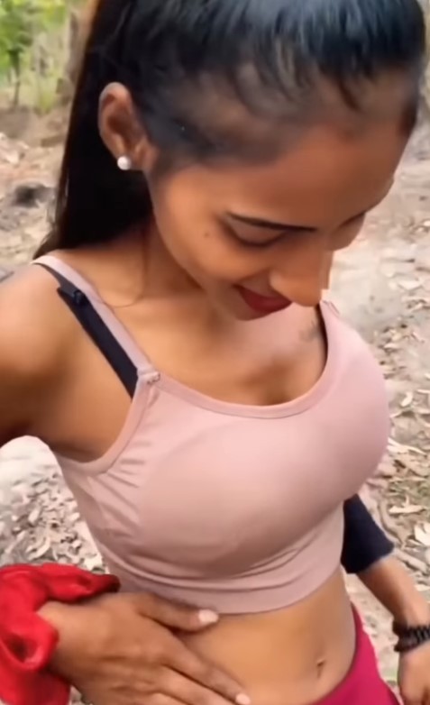 Salma Profile image 3
