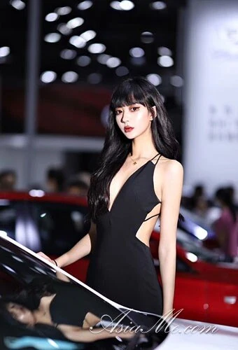 Violet, 23