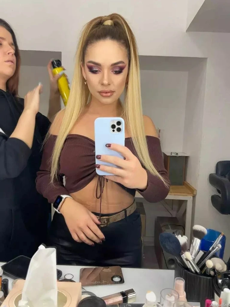 Oksana, 29