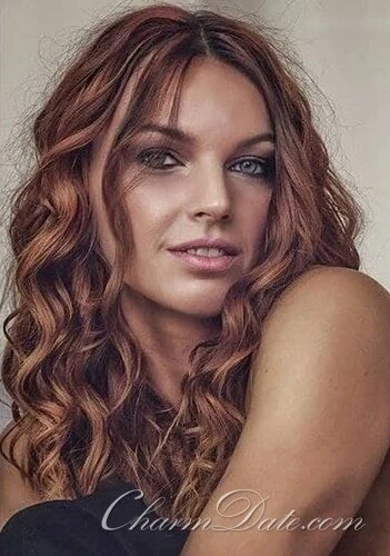 Kris, 35