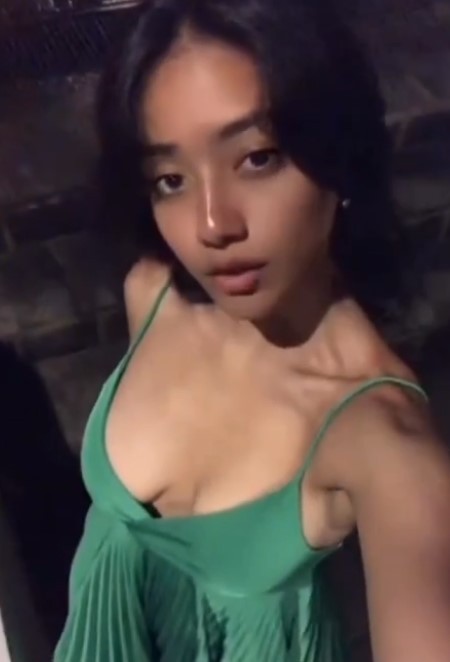 Bilhana, 21